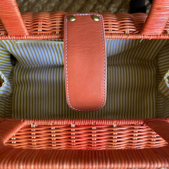 MAXX NEW YORK CORAL-ORANGE RATTAN SATCHEL WITH LEATHER TRIM - Picture 10 of 10